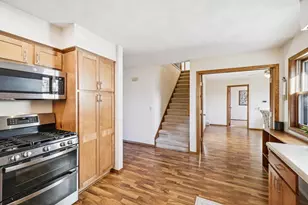 5525 Forge Dr, Madison, WI 53716 - Photo 8