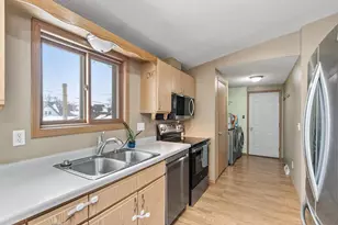 614 W Pleasant St, Portage, WI 53901 - Photo 6