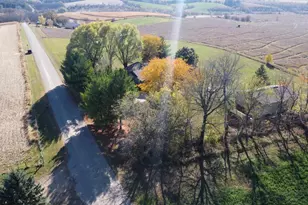 4393 N Duncan Hill Rd, Argyle, WI 53504 - Photo 6