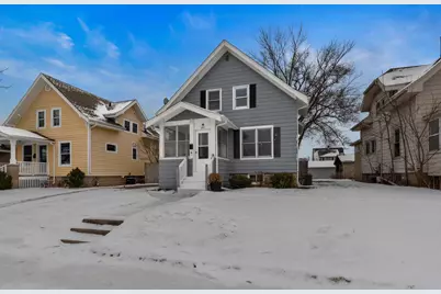 341 Wilson Avenue, Waukesha, WI 53186 - Photo 2