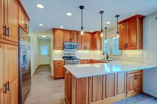 7330 W Branford Ln, Madison, WI 53717 - Photo 8