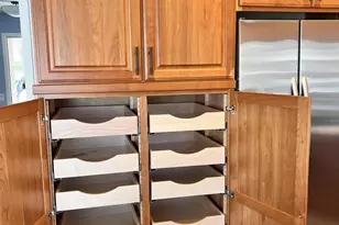 7330 W Branford Ln, Madison, WI 53717 - Photo 10