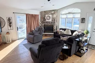 718 Oakwood Ln, Watertown, WI 53094 - Photo 6