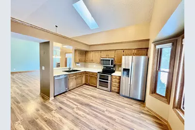 1137 Bayberry Drive, Watertown, WI 53098 - Photo 6