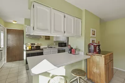 5704 Richmond Drive, Fitchburg, WI 53719 - Photo 12