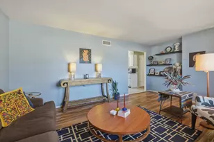 5704 Richmond Dr, Fitchburg, WI 53719 - Photo 6