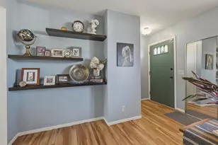 5704 Richmond Dr, Fitchburg, WI 53719 - Photo 2