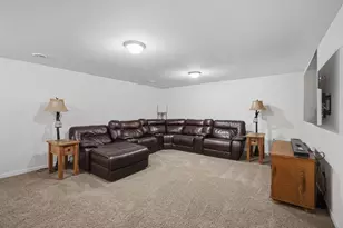 901 Blue Mounds St, Mount Horeb, WI 53572 - Photo 38