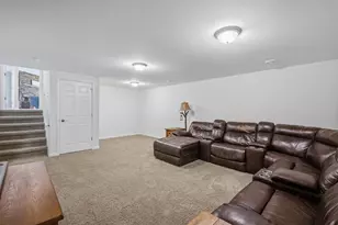 901 Blue Mounds St, Mount Horeb, WI 53572 - Photo 40