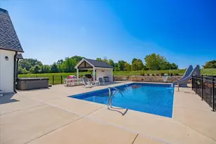 2231 Wooded Rdg Trl, Cottage Grove, WI 53527 - Photo 58