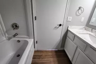 1325 Glacier Hill Dr, Madison, WI 53704 - Photo 32