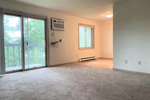 914 N Oak St, Madison, WI 53704 - Photo 6