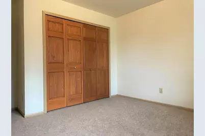 914 N Oak Street, Madison, WI 53704 - Photo 12