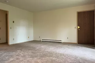 914 N Oak St, Madison, WI 53704 - Photo 4