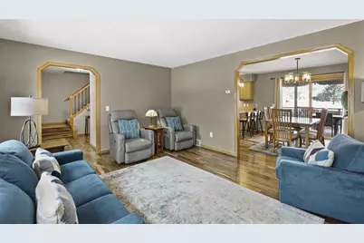 550 N Heatherstone Drive, Sun Prairie, WI 53590 - Photo 4