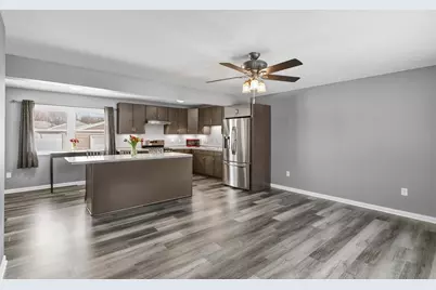 6178 S Cory Avenue, Cudahy, WI 53110 - Photo 12