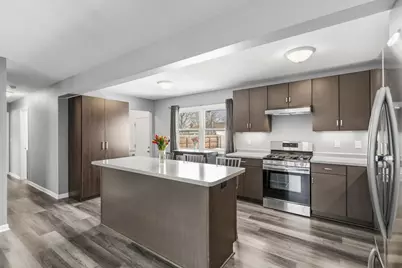 6178 S Cory Avenue, Cudahy, WI 53110 - Photo 6