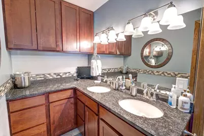 1816 Eastwood Avenue, Janesville, WI 53545 - Photo 38