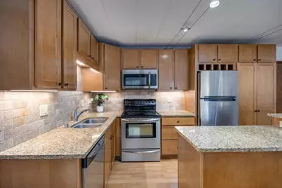 2051 Allen Boulevard #101, Middleton, WI 53562 - Photo 16