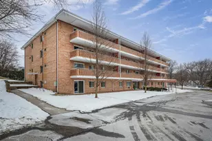 2051 Allen Blvd, Middleton, WI 53562 - Photo 24