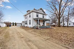 4028 E Rotamer Rd, Janesville, WI 53546 - Photo 4