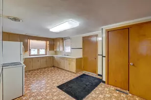 311 Harrison St, Waterloo, WI 53594 - Photo 4