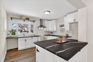 23 N 4th St, Janesville, WI 53536 - Photo 2