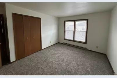 6734 Park Ridge Drive #D, Madison, WI 53719 - Photo 4