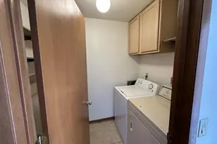 6734 Park Ridge Dr, Madison, WI 53719 - Photo 10