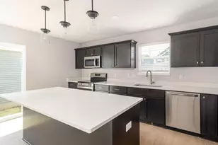 1087 Tundra Ave, Oregon, WI 53575 - Photo 4