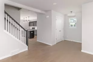 1087 Tundra Ave, Oregon, WI 53575 - Photo 2