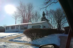 502 Arthur Dr, Clinton, WI 53525 - Photo 6