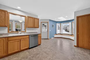 6683 Cheddar Crest Dr, Sun Prairie, WI 53590 - Photo 14