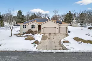 6683 Cheddar Crest Dr, Sun Prairie, WI 53590 - Photo 1