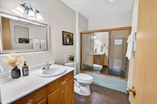 6825 Maywood Ave, Middleton, WI 53562 - Photo 30