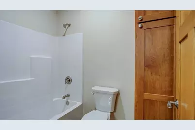 516 Church Street, Fall River, WI 53932 - Photo 26