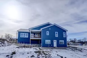 516 Church St, Fall River, WI 53932 - Photo 34