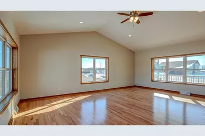 516 Church Street, Fall River, WI 53932 - Photo 8