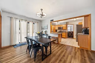 375 Greendale Dr, Janesville, WI 53546 - Photo 10