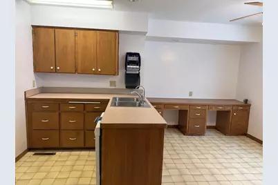 705 S Buchanan Street, Prairie Du Chien, WI 53821 - Photo 12