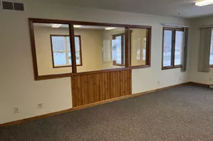 705 S Buchanan St, Prairie Du Chien, WI 53821 - Photo 4