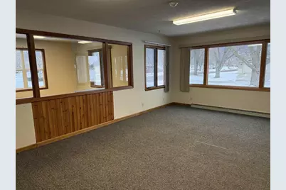 705 S Buchanan Street, Prairie Du Chien, WI 53821 - Photo 6