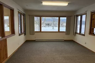 705 S Buchanan St, Prairie Du Chien, WI 53821 - Photo 2