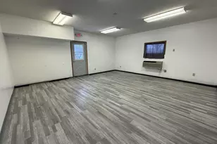 800 E Taylor St, Prairie Du Chien, WI 53821 - Photo 4