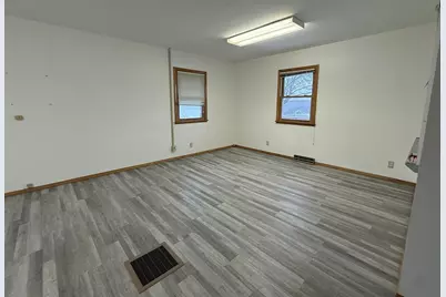 800 E Taylor Street, Prairie Du Chien, WI 53821 - Photo 22