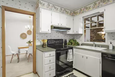 2217 Westbrook Lane, Madison, WI 53711 - Photo 14