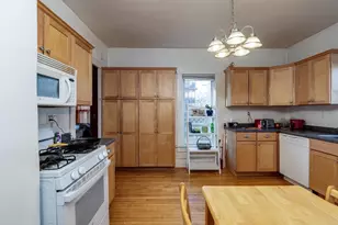 1332 E Dayton St, Madison, WI 53703 - Photo 8