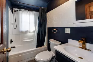 1332 E Dayton St, Madison, WI 53703 - Photo 40