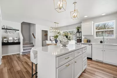 318 Milky Way, Madison, WI 53718 - Photo 12