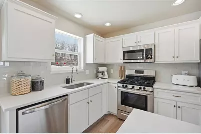 318 Milky Way, Madison, WI 53718 - Photo 10